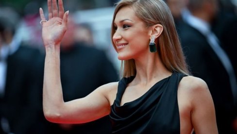 ЈЕДНА ОД НАЈЛЕПШИХ ЖЕНА НА СВЕТУ ПОНОВО СЛОБОДНА: Бела Хадид раскинула дугогодишњу везу
