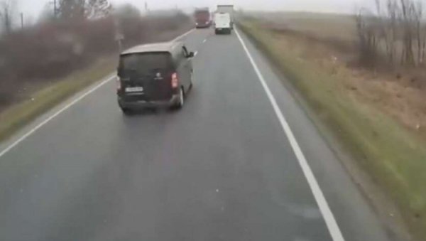 ДА ЛИ ЈЕ ОВО МОГУЋЕ?  Откривено зашто је дошло до стравичног судара у ком су погинули навијачи ПАОК-а