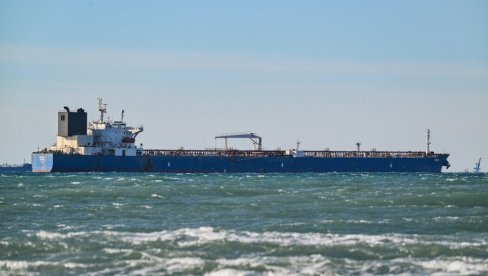 BRITANCI DIGLI HELIKOPTERE DA ISTERAJU RUSKI TANKER! Evo kako je došlo do drame kod kanala Bristol (VIDEO)