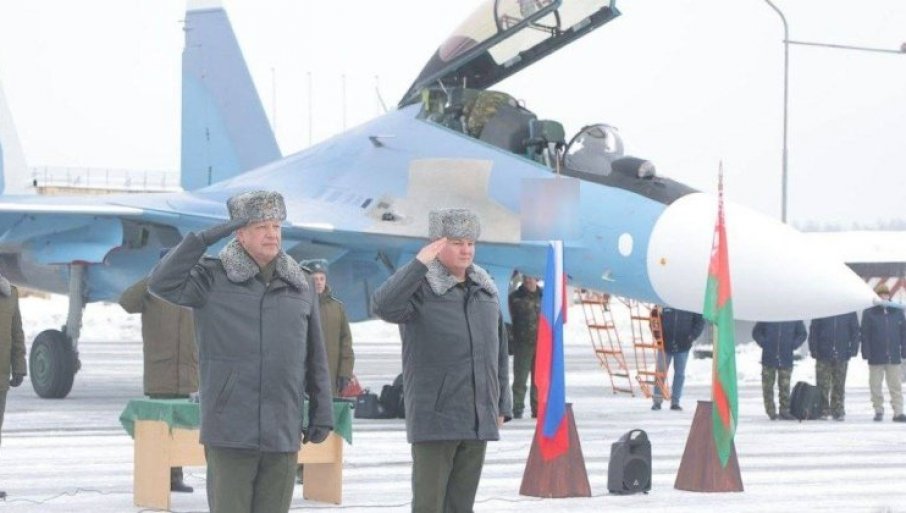 СТИГЛИ НОВИ ЛОВЦИ У БЕЛОРУСИЈУ: Најмодерније верзије Су-30СМ2 имају најдужи домет у Европи