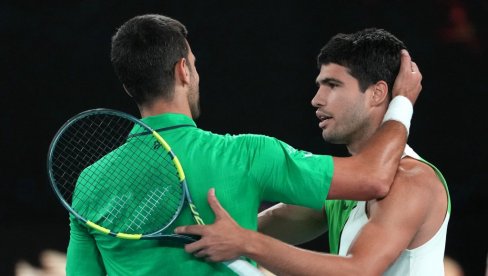 КАРЛОС АЛКАРАЗ ОВО НИЈЕ ОЧЕКИВАО: Ево шта му је Новак Ђоковић послао после финала Аустралијан опена 2026!