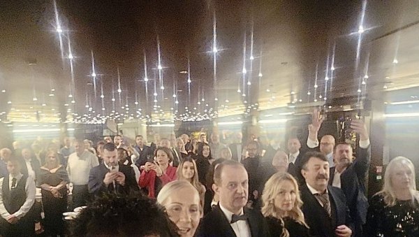 ДАНИ СВЕТОСАВЉА НА СЕНИ: Свечаности поводом Светог Саве традиционално одржани и у Паризу