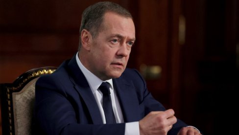 MEDVEDEV NAHVALIO TRAMPA: NJegov stil upravljanja je originalan, ali u nekim aspektima prilično efikasan