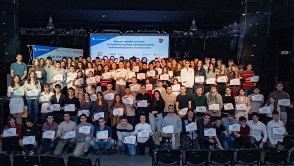 ОСВОЈИЛИ 330 МЕДАЉА: Награде за 162 талентована ученика