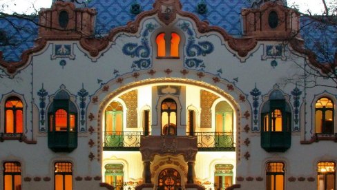 О НЕМОГУЋЕМ И НИТИМА ТЕКСТИЛА: Кустоска вођења у Савременох галерији Суботица