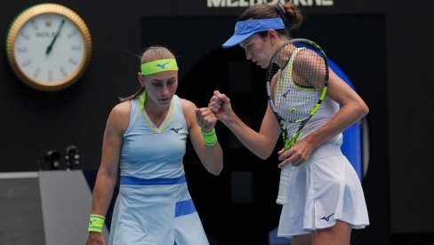 НИШТА ОД ФИНАЛА! Александра Крунић и Ана Данилина поражене у полуфиналу турнира у Дубаију