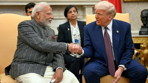 САД И ИНДИЈА ПОСТИГЛЕ ТРГОВИНСКИ СПОРАЗУМ Трамп: Моди пристао да Индија престане са куповином руске нафте