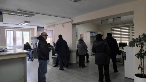 НОВОСТИ САЗНАЈУ! БРОЈ ПРИЈАВА ЗА ЛЕГАЛИЗАЦИЈУ ЋЕ ПРЕЋИ ДВА МИЛИОНА: Грађани убрзали пријаве, ево колико је стигло захтева