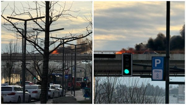 ГОРИ КОМБИ НА ГАЗЕЛИ: Ватрогасци одјурили на лице места, обустављен саобраћај (ФОТО)