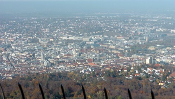 ШТУТГАРТ ОСТАО БЕЗ СТРУЈЕ Хаос у граду: Возови стали, нема интернета