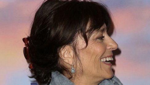 PROSLAVILA SE U ČUVENOJ SERIJI, ŽIVI NA FARMI: Glumici pisali da „izgleda staro“ sa 68 godina, njen odgovor hejterima svi treba da čuju