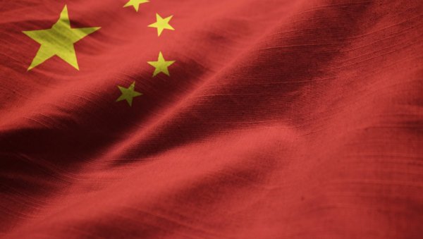 КИНА СЕ ОГЛАСИЛА: Ево кога сматра главним кривцем за блокаду Ормуза