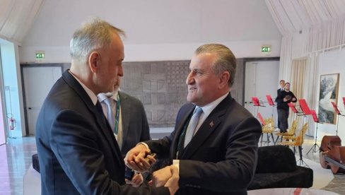 ЗОРАН ГАЈИЋ НА ОТВАРАЊУ ЗИМСКИХ ОЛИМПИЈСКИХ ИГАРА: Министар спорта учествовао у серији састанака