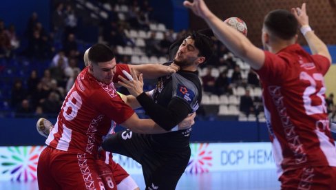 PARTIZAN RAZBIO VEČITOG RIVALA: Crno-beli u rukometnom derbiju ubedljivi protiv Crvene zvezde