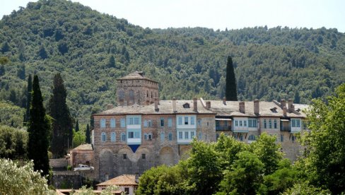 SUDAR PLOČA PRETI HILANDARU: Pucali zidovi crkava, tutnjava zastrašujuća - sve je počelo na Petrovdan 2024 sa serijom zemljotresa