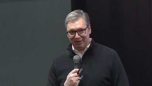 НИКАД НИСАМ ПОГНУО ГЛАВУ НИТИ СЕ ПЛАШИО ОНИХ КОЈИ СУ ВАС ПРОТЕРАЛИ Вучић се обратио Крајишницима на сајму у Новом Саду