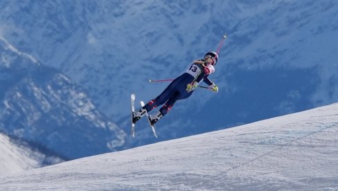 KATASTROFALNE VESTI: Težak pad Lindzi Von na Zimskim olimpijskim igrama (VIDEO)