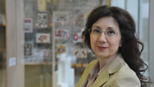 ИНТЕРВЈУ - ДР ДРАГАНА МИТРОВИЋ: Тактика Америке милом или силом  у корист Брикс, Русије, Кине…