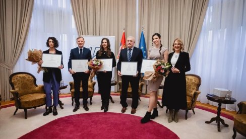 ONE POMERAJU GRANICE NAUKE: Ana Salević, Milica Martinović i Jelica Milošević, dobitnice nacionalnih priznanja Za žene u nauci