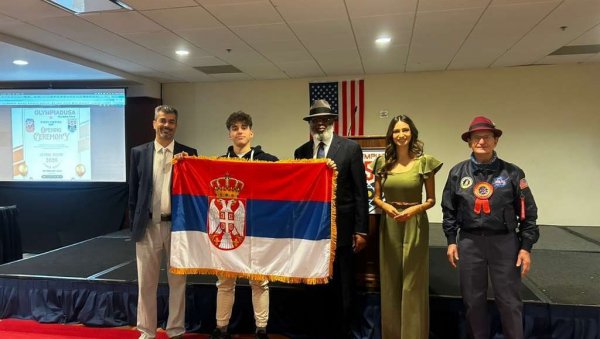 ЗЛАТО ЗА ВУКА: Нови успех ученика Математичке гимназије