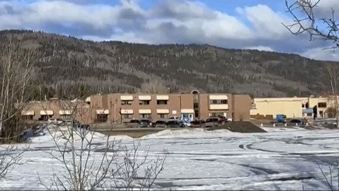 PRVI SNIMCI I SLIKE SA MESTA PUCNJAVE U ŠKOLI: Jeziva svedočenja nakon masakra u Kanadi, premijer otkazao put za Nemačku