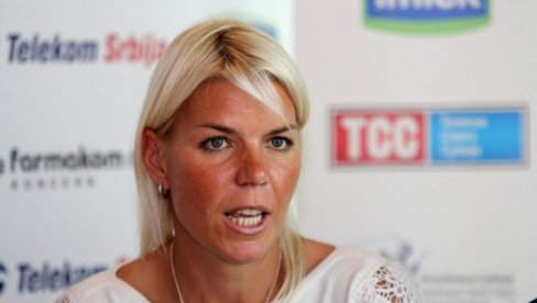 PRVE SLIKE UNIŠTENOG AUTA TATJANE JEČMENICEL: Novi detalji tragedije, evo šta je bilo kobno (FOTO)