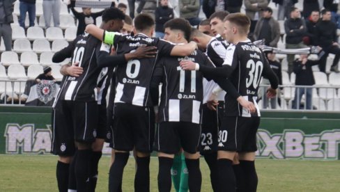 IDEMO SA SJAJNOM ATMOSFEROM NA MARAKANU PO TRI BODA! Vanja Dragojević i Milan Vukotić pred meč Crvena zvezda - Partizan