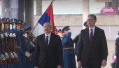 ДОБРО НАМ ДОШЛИ, ДРАГИ ПРИЈАТЕЉУ! Алијев стигао у посету Србији - На аеродрому га дочекао Вучић (ФОТО/ВИДЕО)
