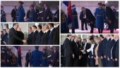 PREDSEDNIK VUČIĆ SVEČANO UZ CRVENI TEPIH, HIMNU I GARDU DOČEKAO PREDSEDNIKA AZERBEJDŽANA: Alijev se poklonio srpskoj trobojci (FOTO/VIDEO)