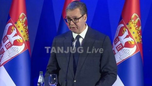 СРЕТЕЊСКЕ ТРИ ТАЧКЕ КОЈЕ ЈЕ ВУЧИЋ ПРЕДЛОЖИО НАРОДУ: Јаке поруке председника - Ово су наши приоритети