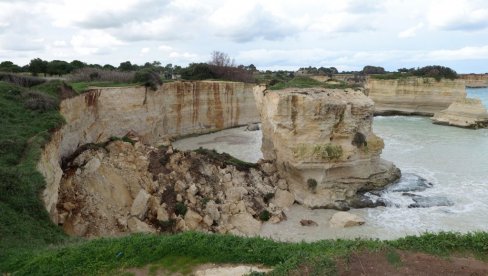 LOŠE VESTI IZ ITALIJE: Čuveni Luk ljubavi urušio se na Dan zaljubljenih