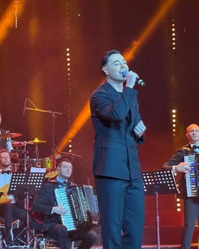 ТАШКЕ СЕ ВРАЋА, ДОЛАЗЕ И ХИТОВИ: Нермин Ханџић открио детаље снимања првог албума (ВИДЕО)