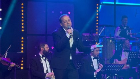 PITANJE GA JE IZNENADILO, A TEK ODGOVOR: Isplivao razgovor Marije Šerifović i Emira Habibovića (FOTO)