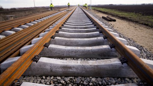 OD SURČINA DO CENTRA GRADA ZA 15 MINUTA: Pruga će biti gotova do kraja godine - ministarka Sofronijević otkrila detalje