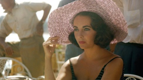 НИСАМ МОГАО ДА ЈОЈ ПОМОГНЕМ: Син Елизабет Тејлор проговорио о њеним пороцима - гутала је таблете уз виски и вотку