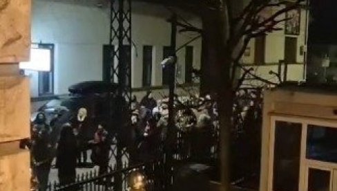 JOŠ JEDNOM SU POKAZALI DA SU DNO DNA Tomić i Đurić Nikitović o napadu na Gašića: Protiv svega su što je srpsko