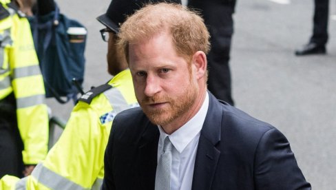 DA LI JE MOGUĆE DA JE I PRINC HARI UMEŠAN? Ko je Dara Tomanović, manekenka koju povezuju ozloglašenim princem