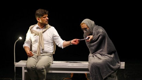 VELIKA DELA NA SCENI HUMANOSTI: „Moj prvi put“ i „Jazavac pred sudom“ u Fondaciji Mozzart