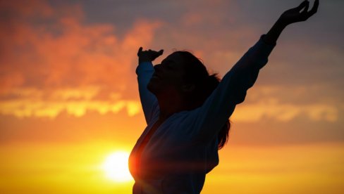 КАКО ДА ЗНАТЕ ДА СТЕ ЗАИСТА ЗАВРШИЛИ С НАРЦИСОМ? Ова 3 знака потврђују да опет имате контролу над животом