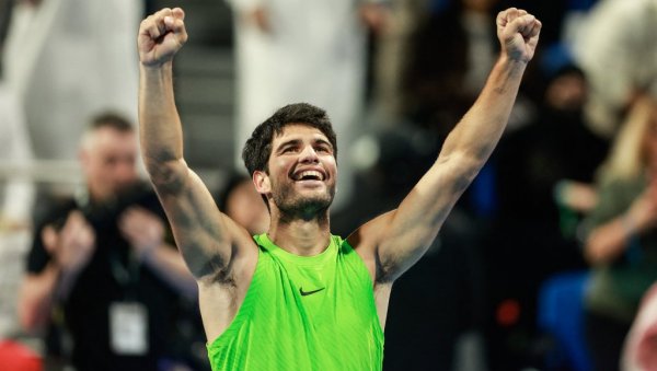 КАКВА ДОМИНАЦИЈА КАРЛОСА АЛКАРАЗА: Шпанац покорио Доху и освојио другу титулу у сезони