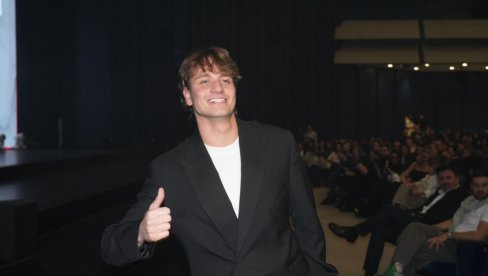 BIO BIH SREĆAN DA SAM PRODAO JEDAN RED U SAVA CENTRU: Jakov Jozinović nije ni sanjao da može da postigne ovoliki uspeh