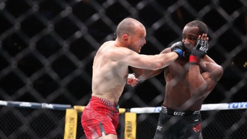 SRBIN ZALUDEO AMERIKU: Uspavao protivnika, uzeo ogromnu lovu, a o jednoj slici svi pričaju (FOTO)