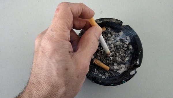 НОВА ГРУПА САВЕТОВАЛИШТА ЗА ОДВИКАВАЊЕ ОД ПУШЕЊА  : Превентивни центар Дома здравља Нови Сад