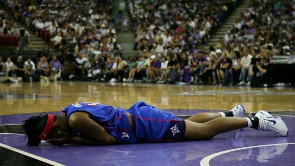 ЈЕЗИВА ТРАГЕДИЈА! Погинула легендарна спортискиња (43) у стравичној саобраћајној несрећи