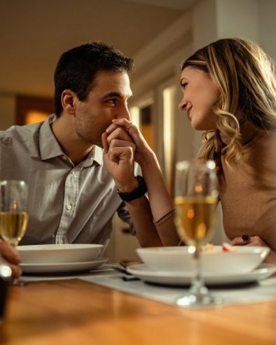 БЕЗ ПРЕТЕРИВАЊА И НАМЕТАЊА: Три начина да му покажете да вам се допада