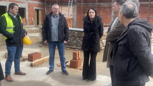 ДА ЂАЦИ ИМАЈУ СВЕ УСЛОВЕ: Радови у Основној школи Јован Цвијић у Лозници