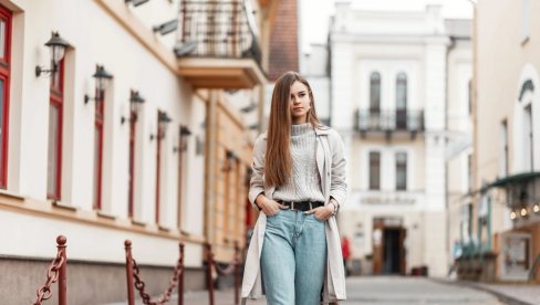 ФАРМЕРКЕ КОЈЕ ЋЕ ВЛАДАТИ ПРОЛЕЋЕМ: Долазе из раних 90-их и прави су модни класик