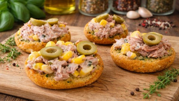 ЗДРАВИ ЗАЛОГАЈЧИЋИ ОД ТУНЕ: Савршена идеја за посну трпезу