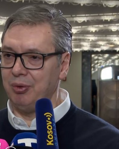 О НЕЗАВИСНОСТИ КОСОВА НИ СА СВЕТИМ ПЕТРОМ Вучић: Нисам ја Небојша Вујовић који би продао територију Србије за флашу
