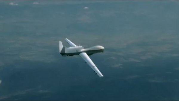 СВЕ ТАЊА ЛИНИЈА ИЗМЕЂУ ПРЕГОВОРА И ЕСКАЛАЦИЈЕ: Нестао амерички дрон вредан 220 милиона долара изнад Ормуског мореуза (ВИДЕО)